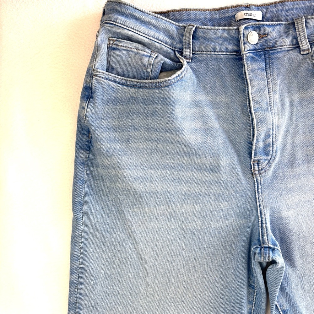 Forever 21 Light Blue Two-Tone 90’s Button Fly Straight Leg Mid Weight Jeans 14 - Picture 5 of 16